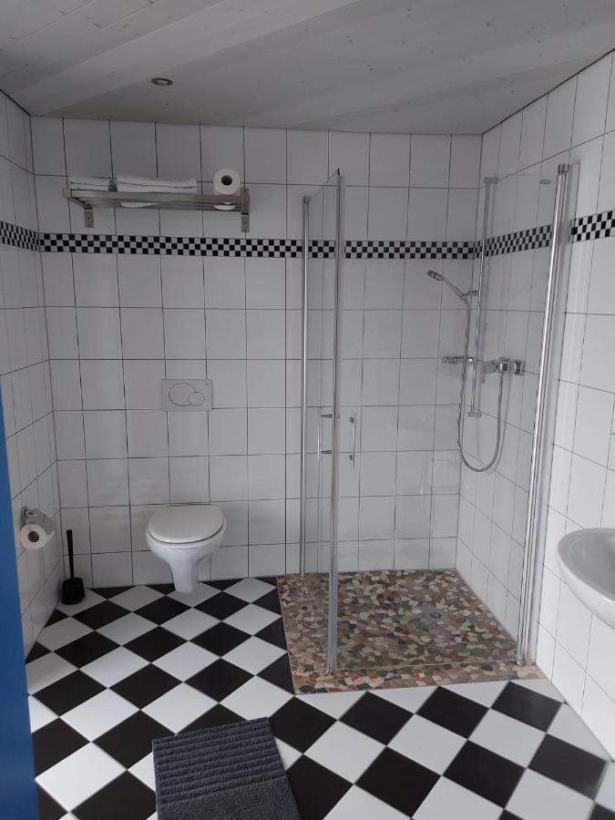 Hotel Pamakin Wynau Bagian luar foto