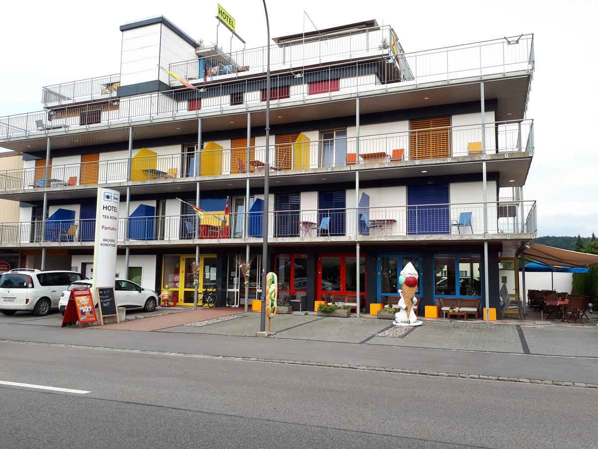 Hotel Pamakin Wynau Bagian luar foto